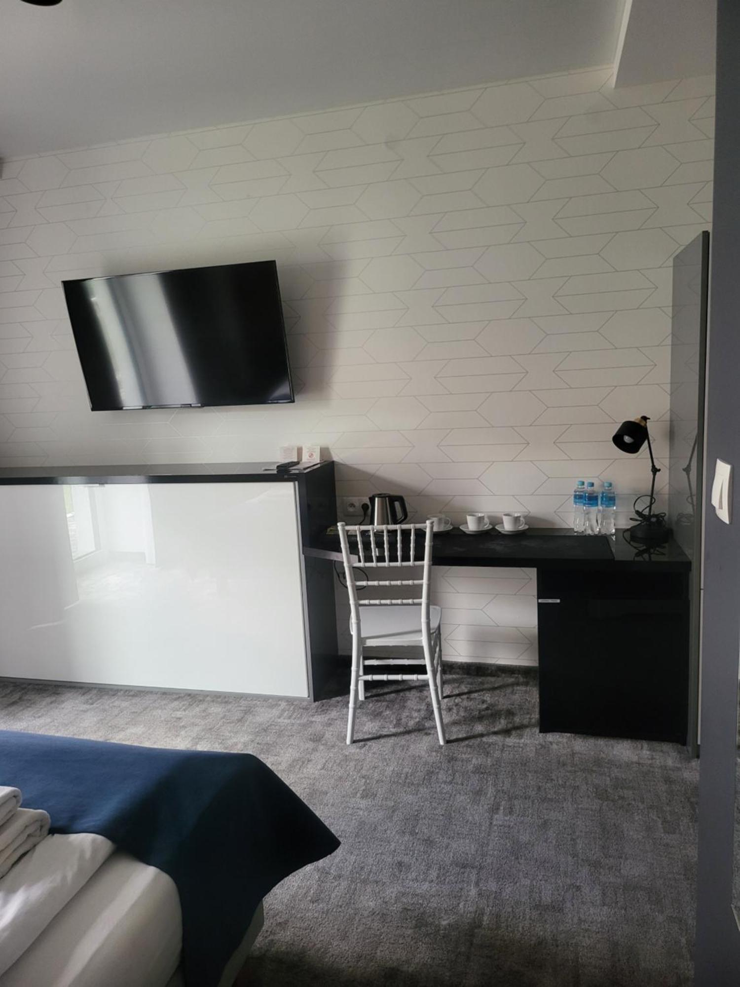 Avangarda Wisznice Exteriér fotografie