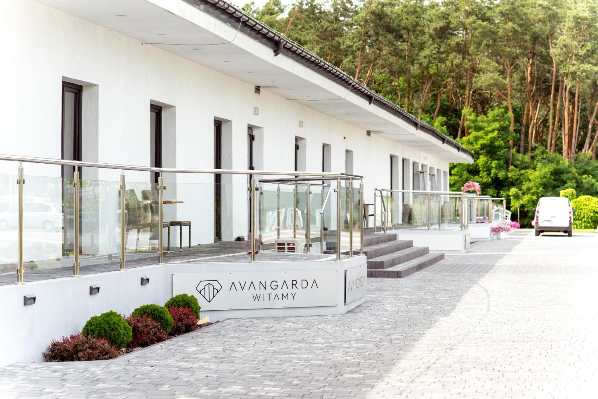 Avangarda Wisznice Exteriér fotografie