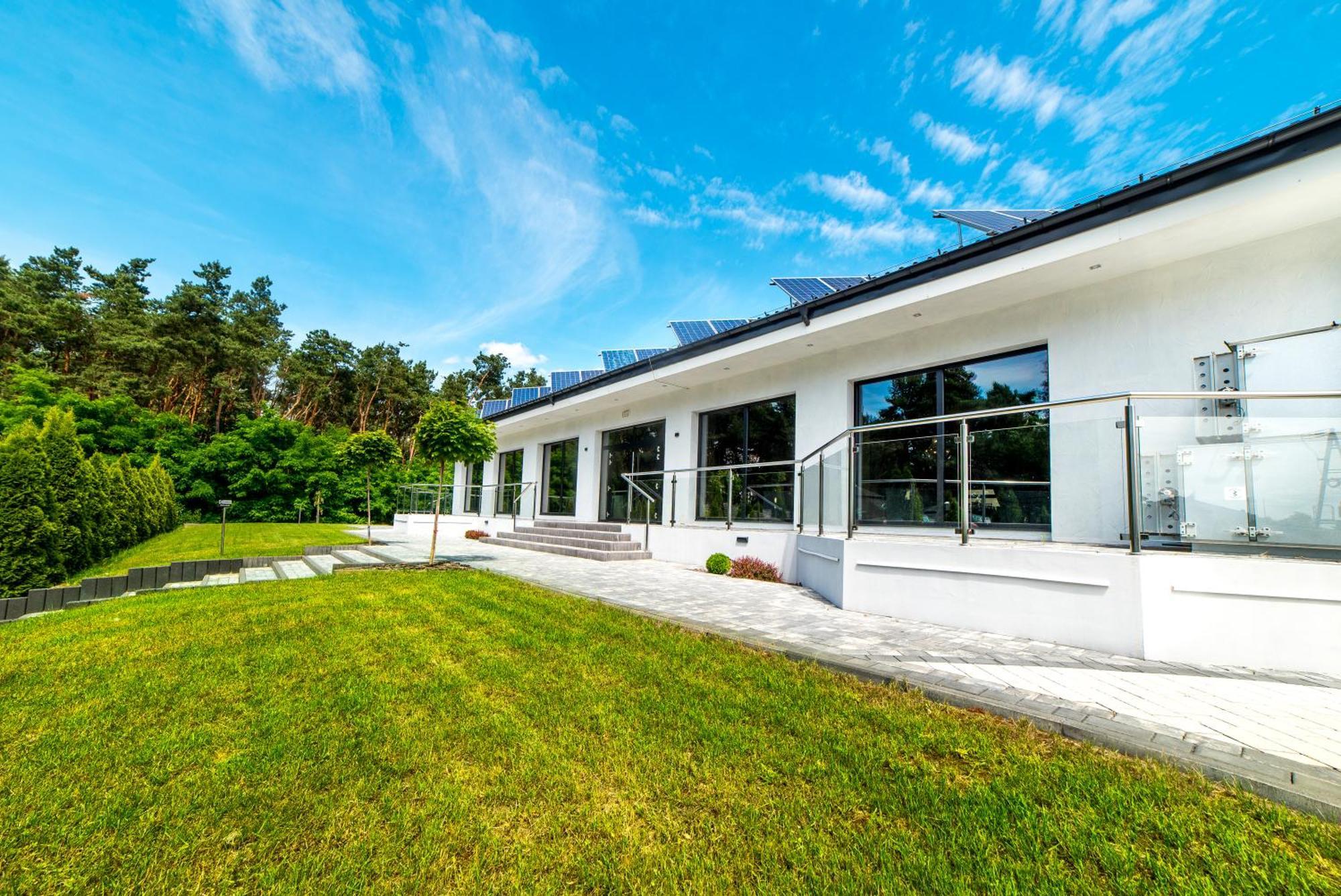 Avangarda Wisznice Exteriér fotografie